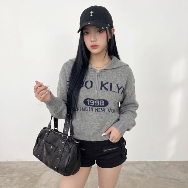 ロゴハーフZIPプルオーバー