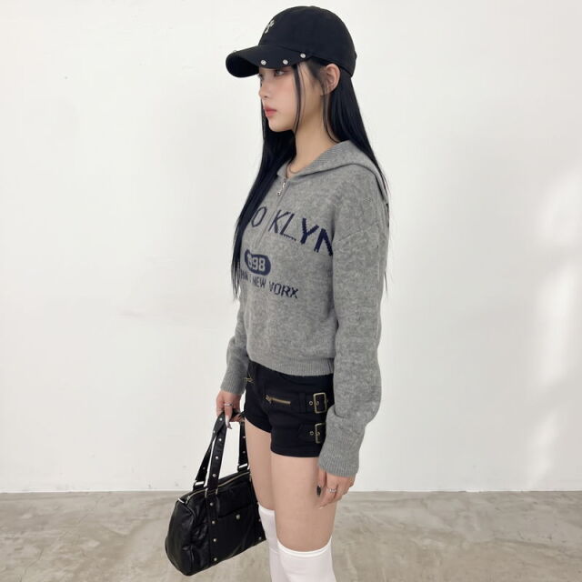 ロゴハーフZIPプルオーバー