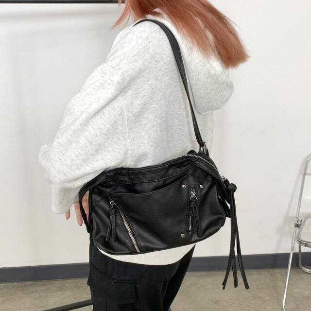 ブリーチ加工ZIPショルダーバッグ