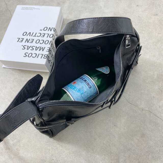 2連ベルトバッグ