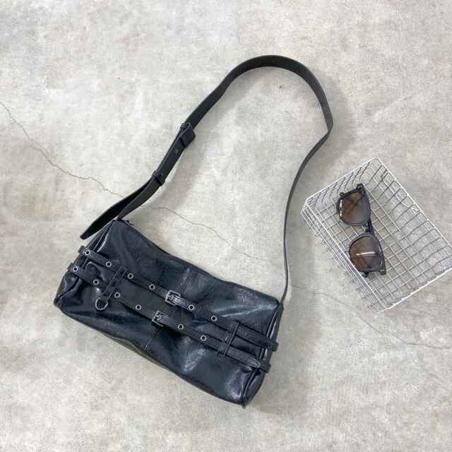 2連ベルトバッグ