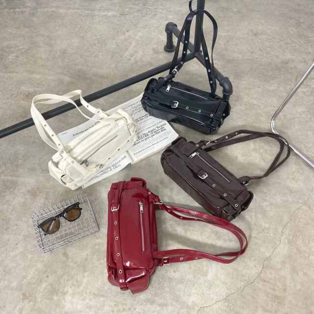 ベルトZIPボストンバッグ