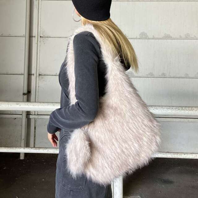 non-hedge フェイクファーポーチ付きバッグ|TiMTiMオンラインストア