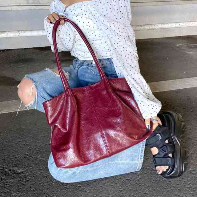 合成皮革サイドドロストトートバッグ