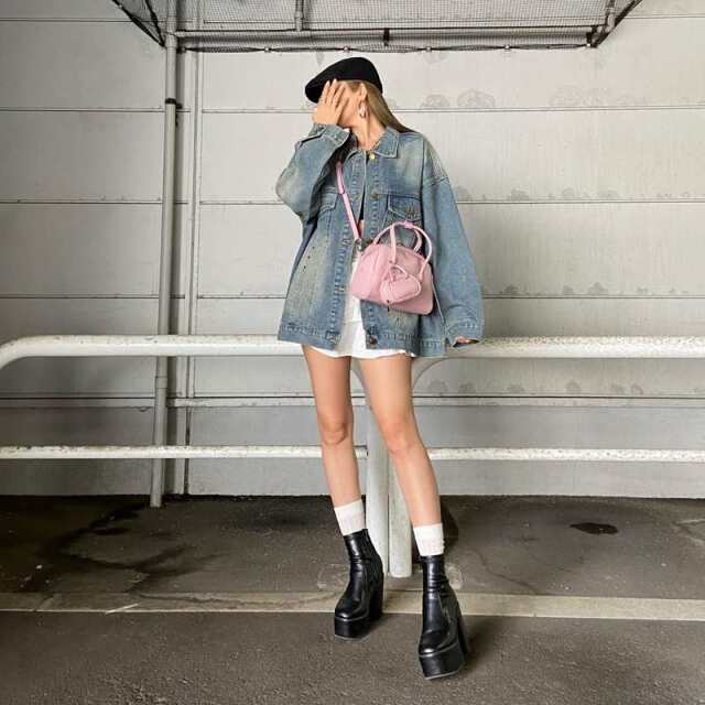 チャーム付きミニボストンバッグ