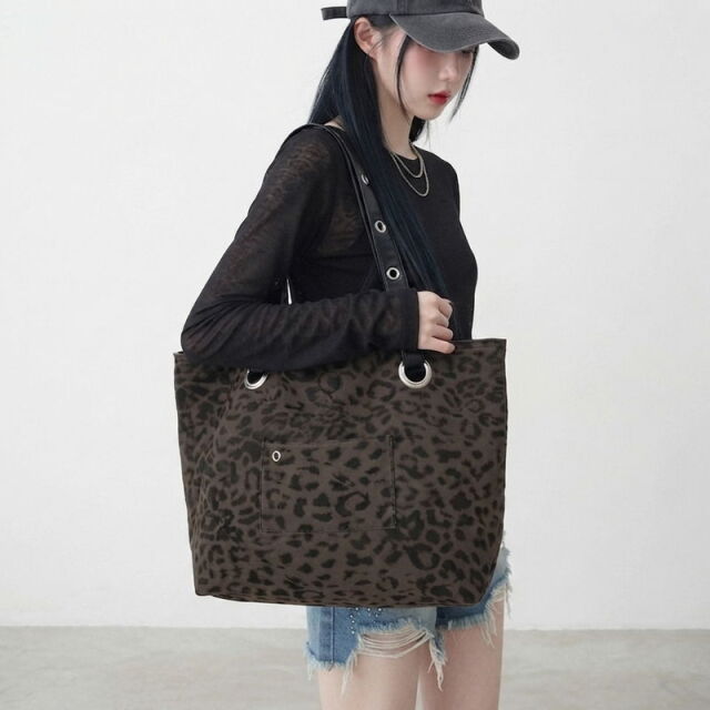 リバーシブルヒョウ柄トートバッグ