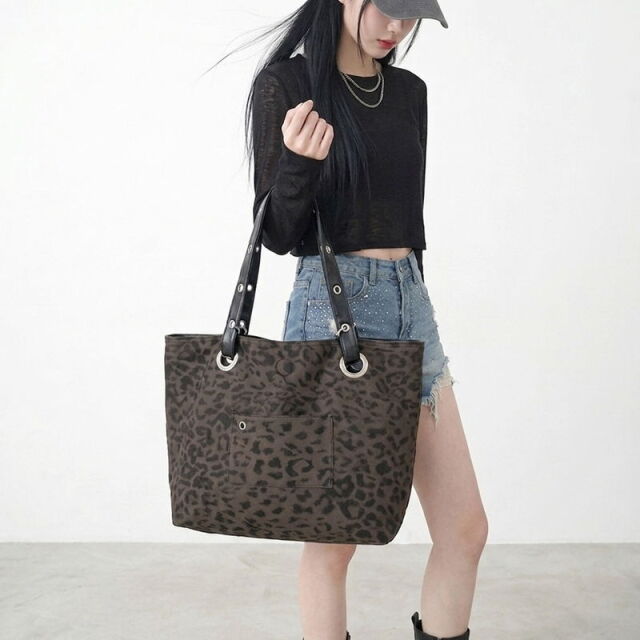 リバーシブルヒョウ柄トートバッグ