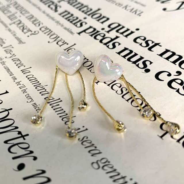 パールハートピアス