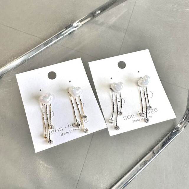 パールハートピアス