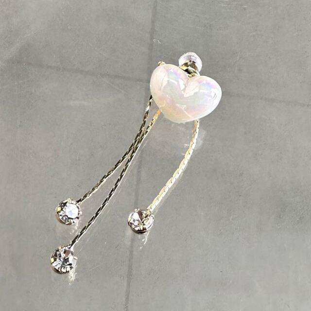 パールハートピアス
