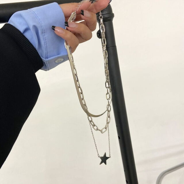 スター3連ネックレス