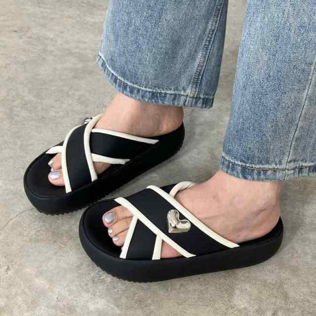 ハートクロスフラットサンダル