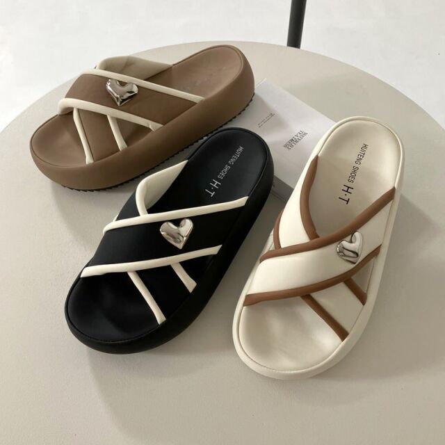 ハートクロスフラットサンダル