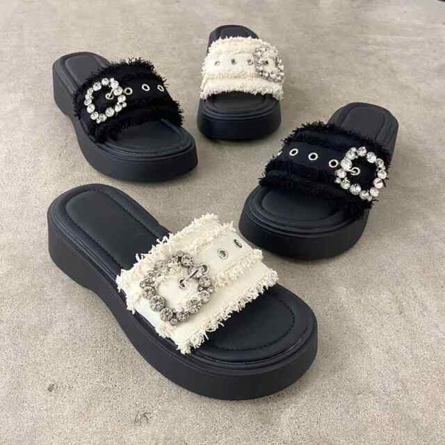 ストーンフリンジベルトサンダル