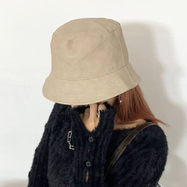 合成皮革バケットハット