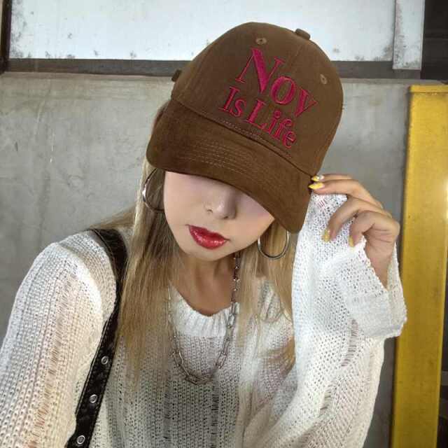 ロゴ刺繍キャップ