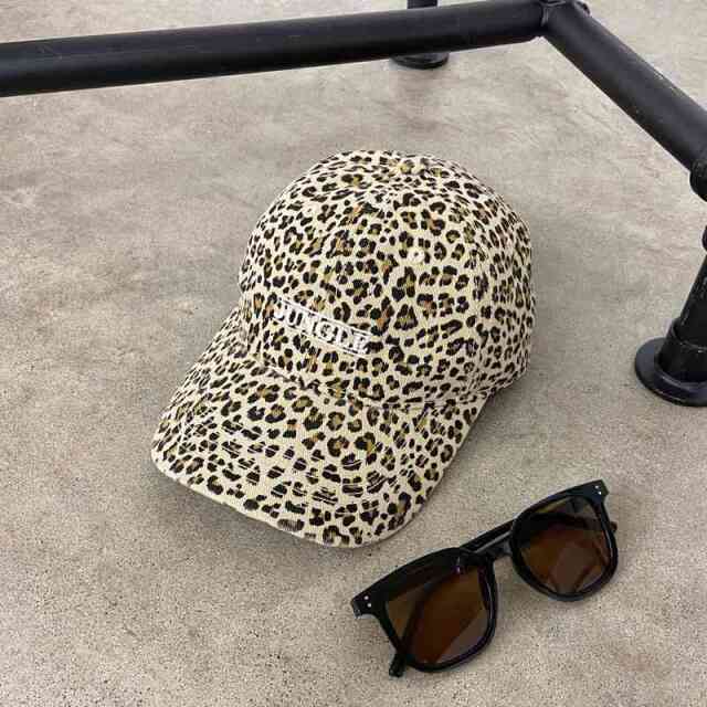 ヒョウ柄キャップ