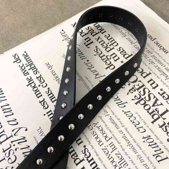 アンティーク風バックルスタッズベルト