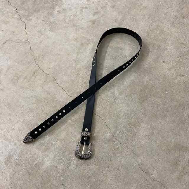 アンティーク風バックルスタッズベルト