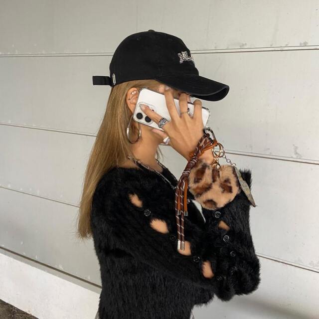 ファーハートチャームストラップ