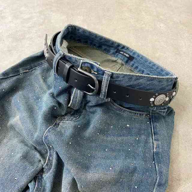 スタッズモチーフベルト