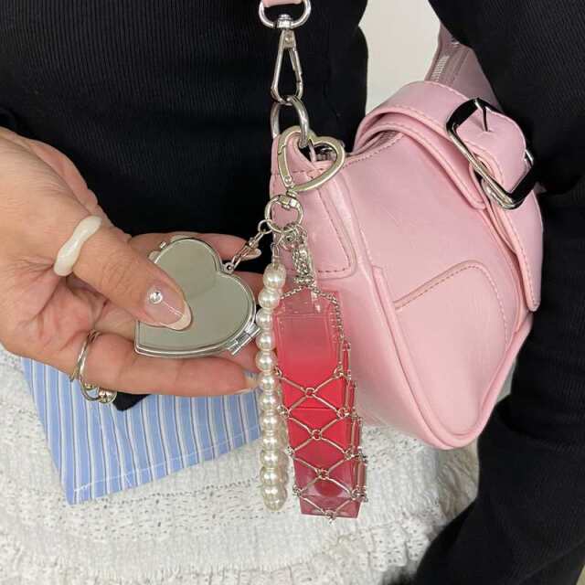 リップホルダーチャームストラップ