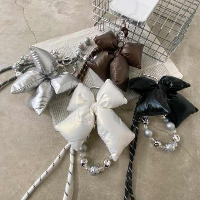 プクプクリボンチャームストラップ