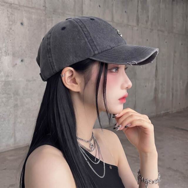 シルバーモチーフキャップ