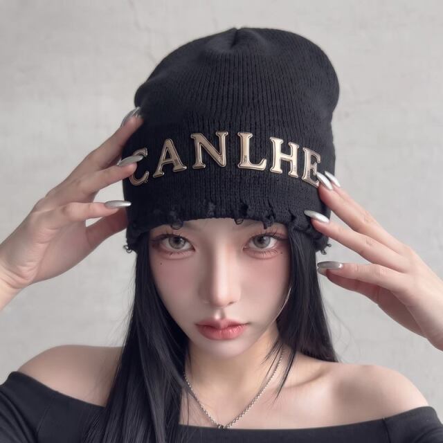 シルバーロゴビーニー