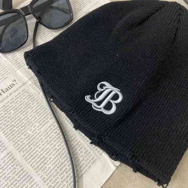 ロゴ刺繍ビーニー
