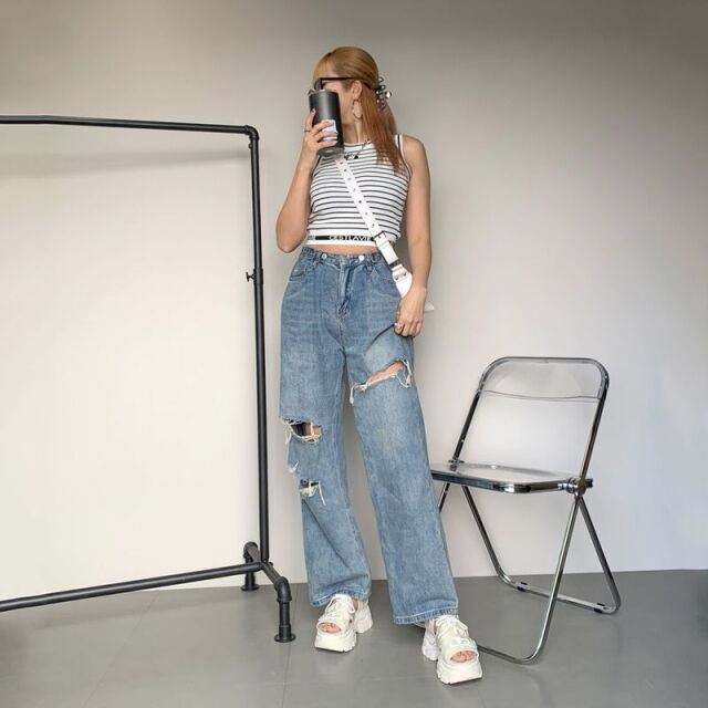 レースアップスポーツサンダル