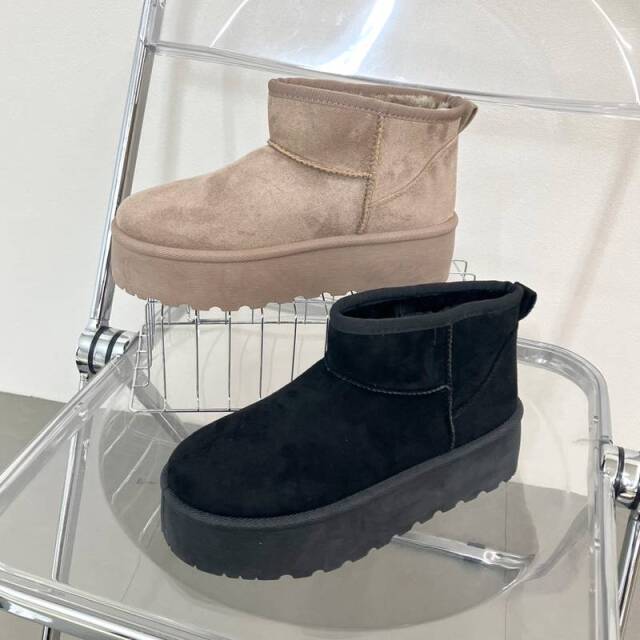 ムートンブーツ