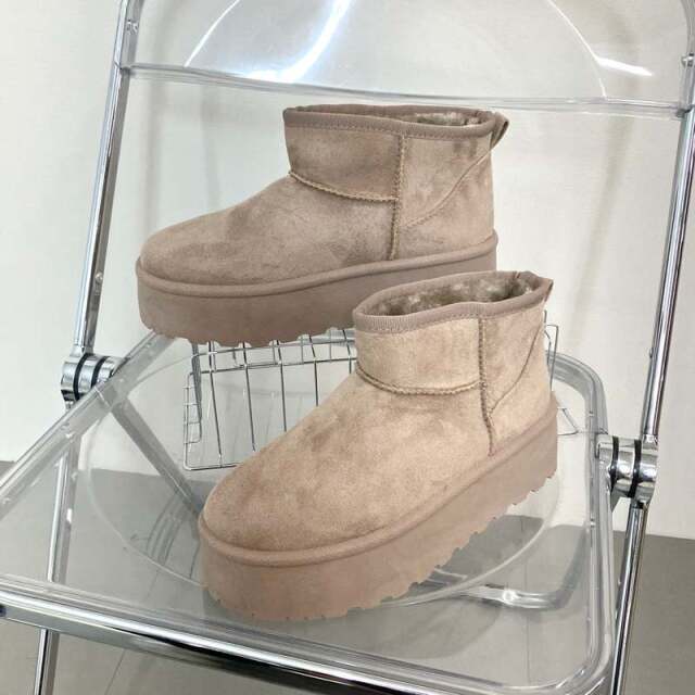 ムートンブーツ