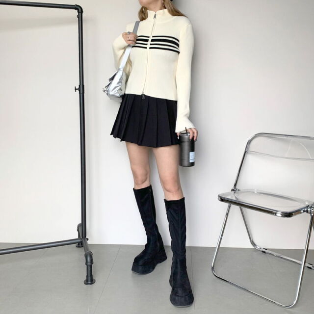 ボーダーWZIPハイネックプルオーバー