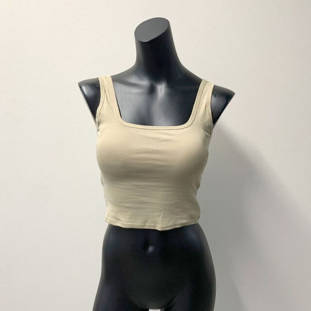 バッククロスタンクトップ