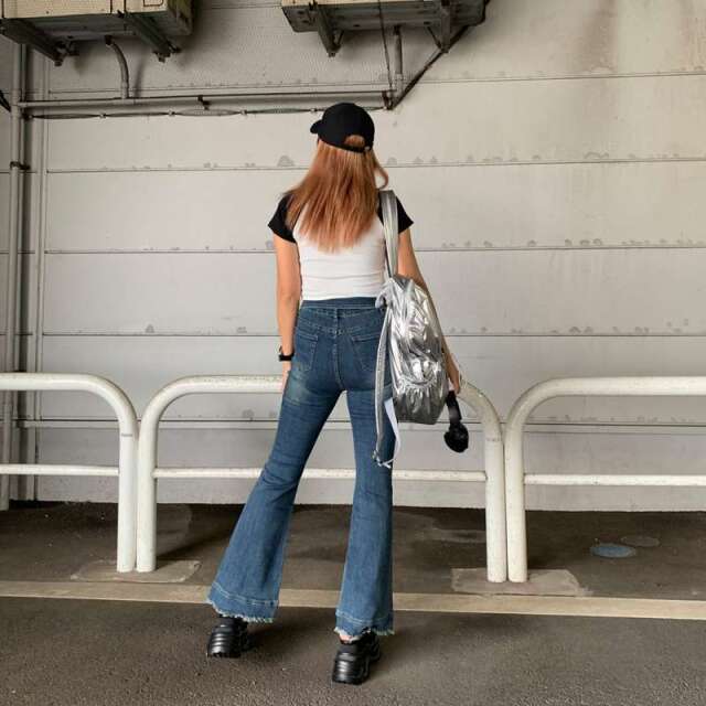 ★WEB限定★ウエスト折り返しデニムフレアパンツ