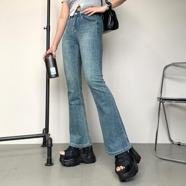 ストーンデニムフレアパンツ