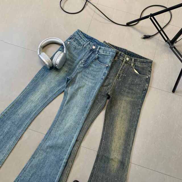 ストーンデニムフレアパンツ