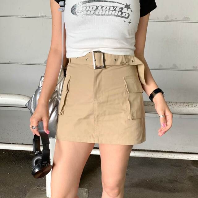 カーゴミニスカート