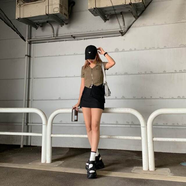 シルバーモチーフWZIPポロ