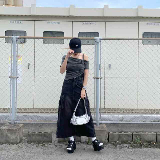 ワンショルドロストトップス