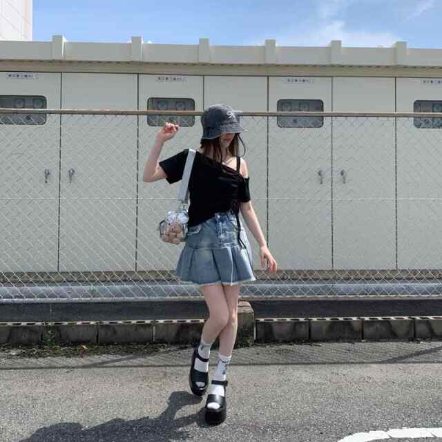 ワンショルドロストトップス