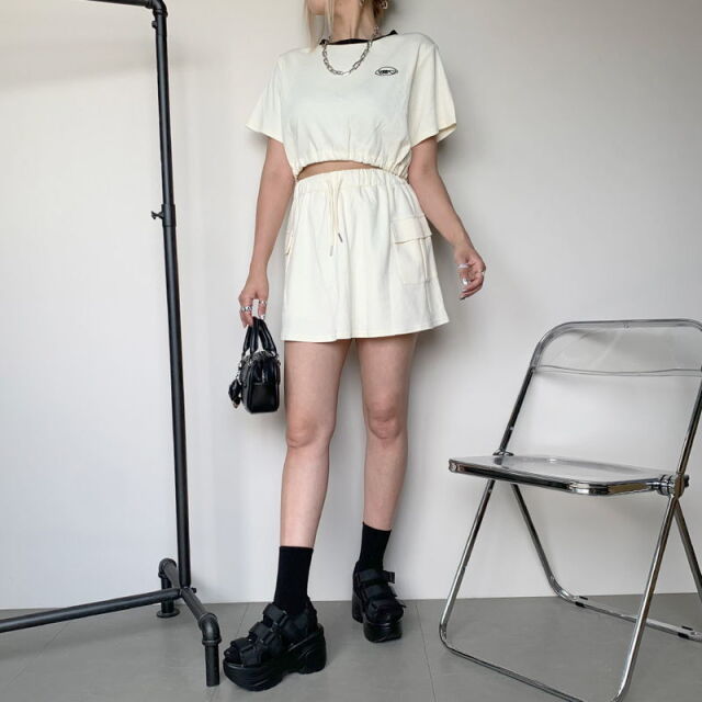 ★WEB限定★襟配色プルオーバー・スカートセットアップ