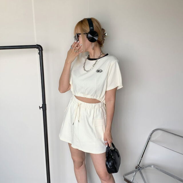 ★WEB限定★襟配色プルオーバー・スカートセットアップ