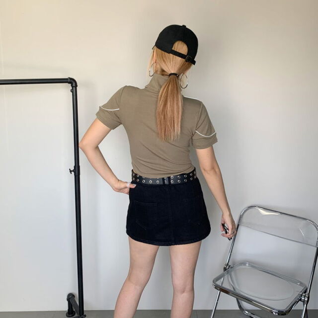★WEB限定★パイピングZIPポケポロ