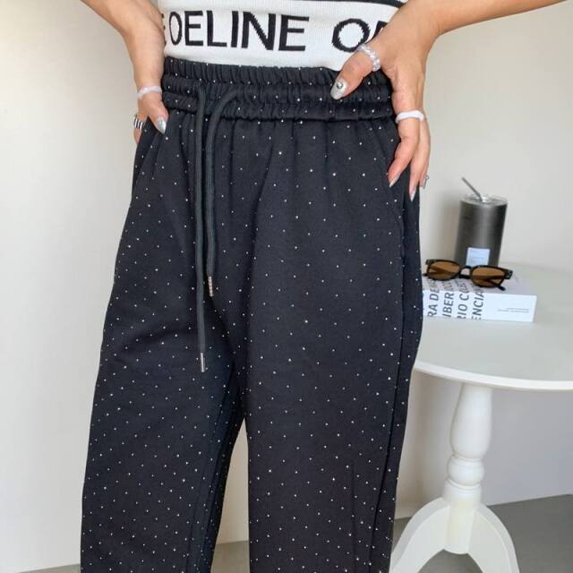 ストーンカットワイドパンツ