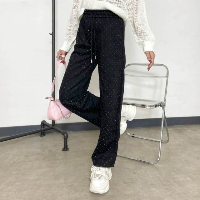 ストーンカットワイドパンツ