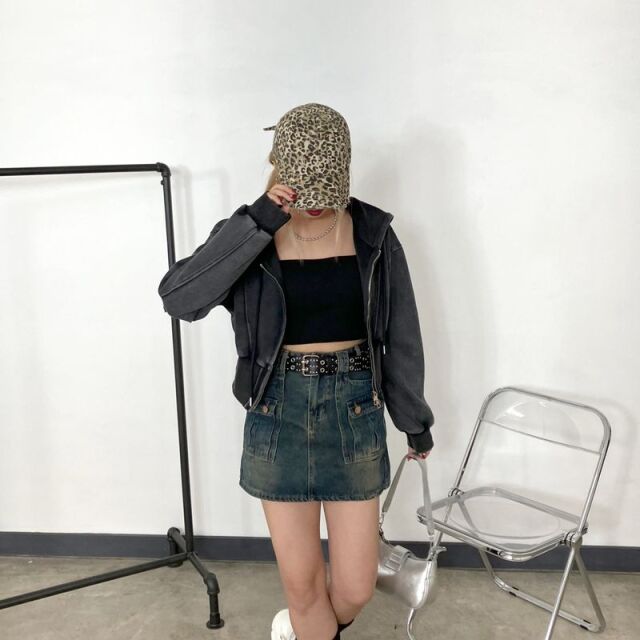 ブリーチZIPショートパーカー