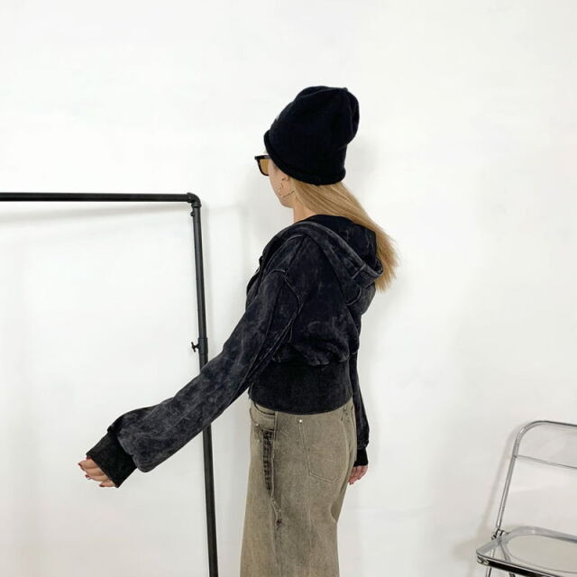 ブリーチZIPショートパーカー