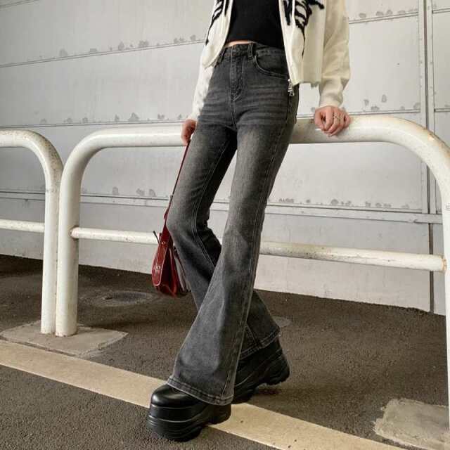 デニムフレアパンツ